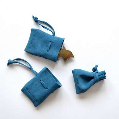 Suede Drawstring Bag Jewelry Sets Blue Leather Toy Gift Dust Embossed Logo Luxury Bag Wholesale